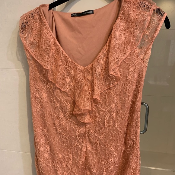 Peach colored lace work top - Picture 2 of 3
